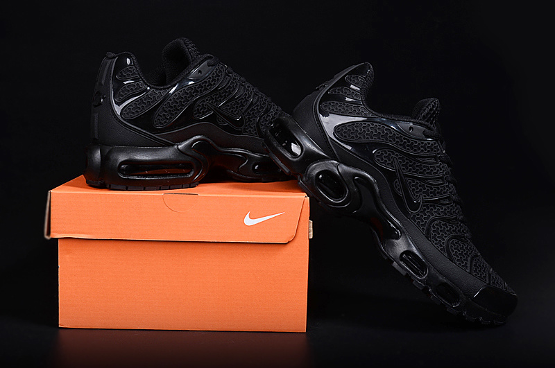 chaussure tn pas chere